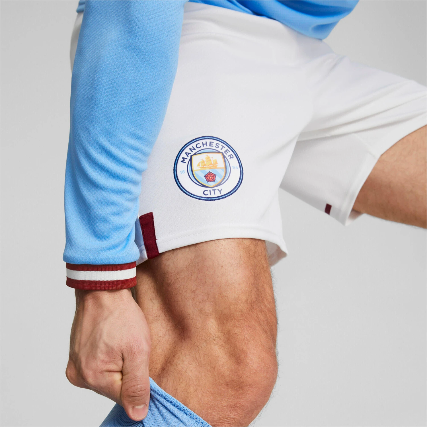 PUMA Mens Manchester City F.C. 22/23 Replica Shorts - White - Image 2